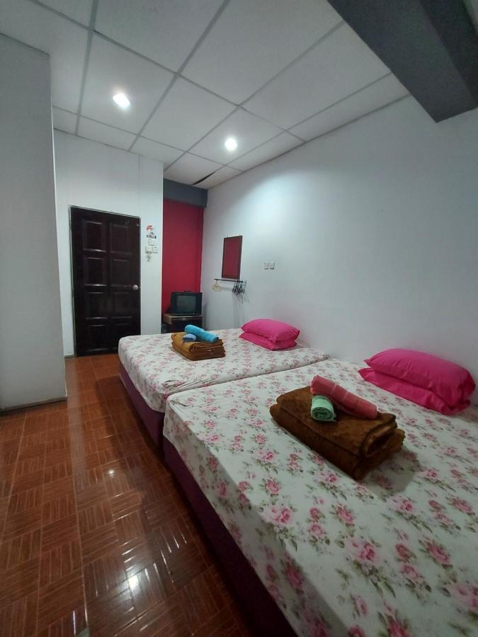 Nabil Nabila Motel กัวห์ ภายนอก รูปภาพ